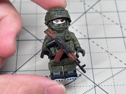 「WU」Russian camouflage figurine