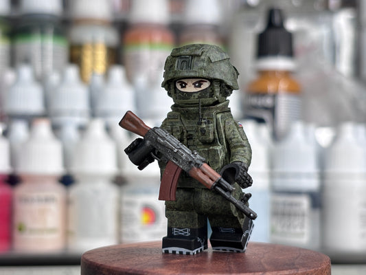 「WU」Russian camouflage figurine