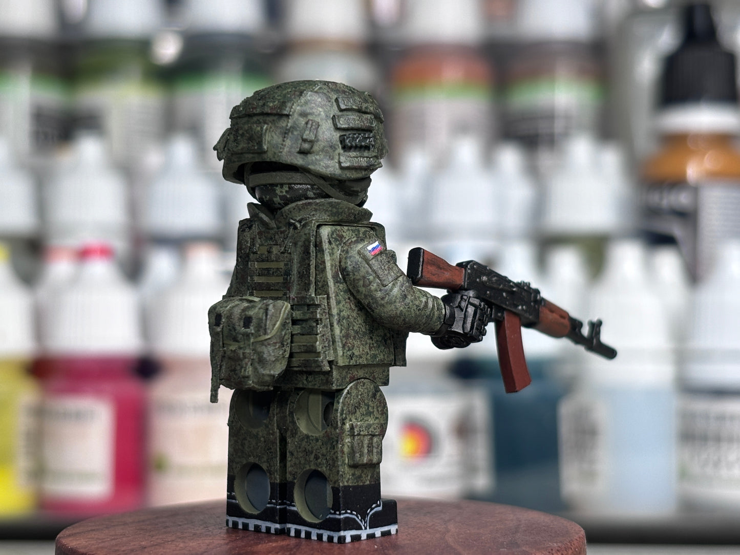 「WU」Russian camouflage figurine